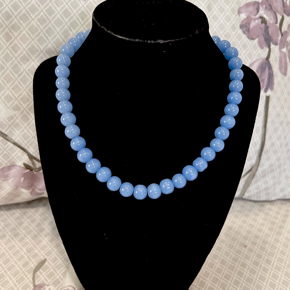 Elegant Blue Beaded Necklace